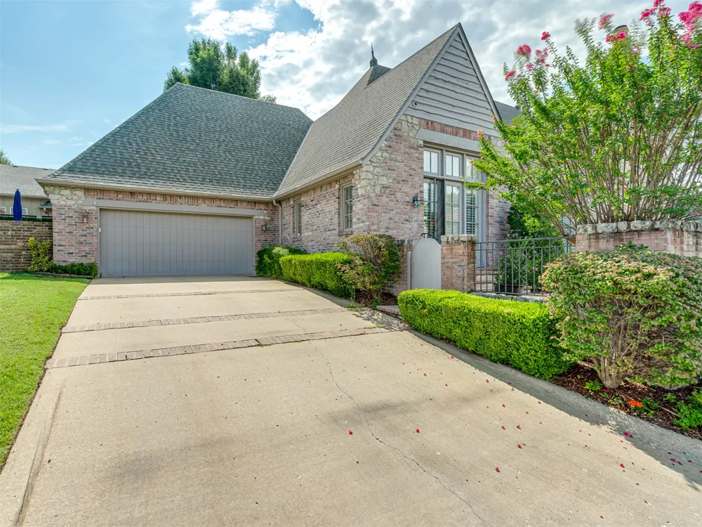 10137 S 77th EastPlace Jenks, OK 74133
