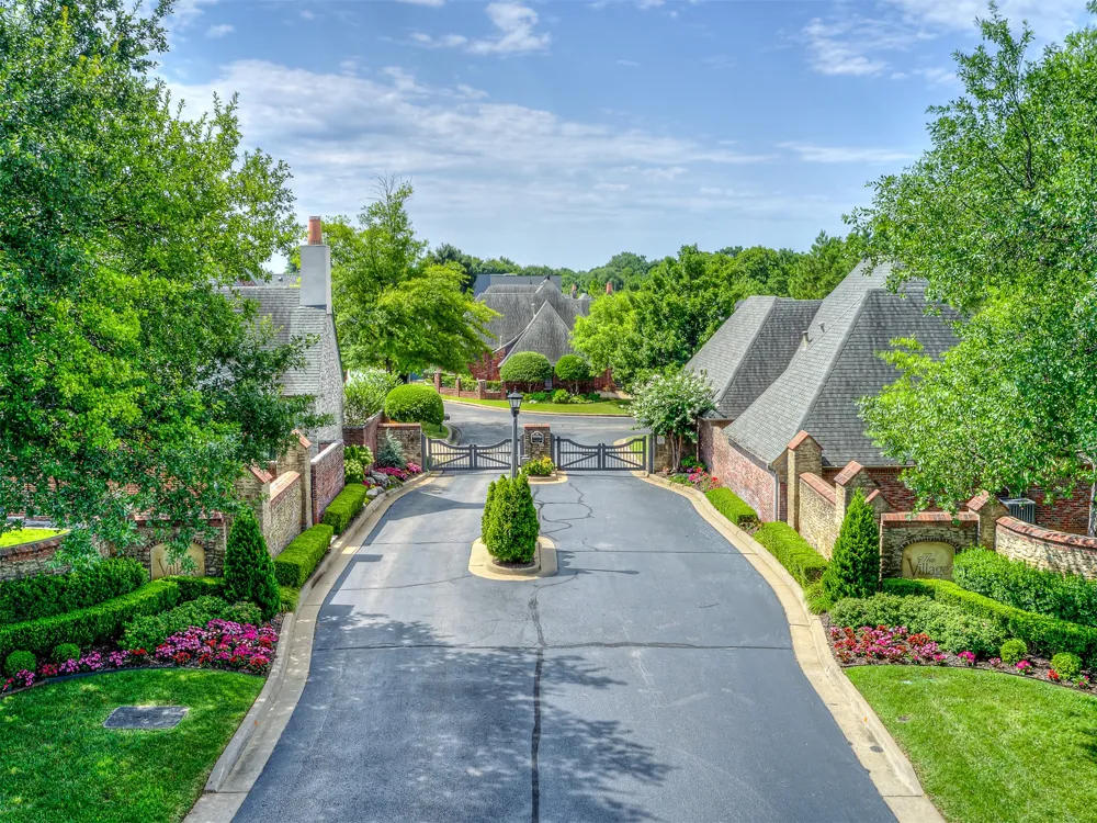 10137 S 77th EastPlace Jenks, OK 74133