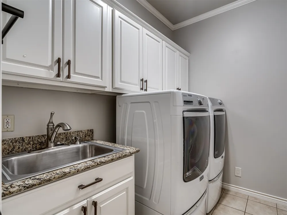 10137 S 77th EastPlace Jenks, OK 74133