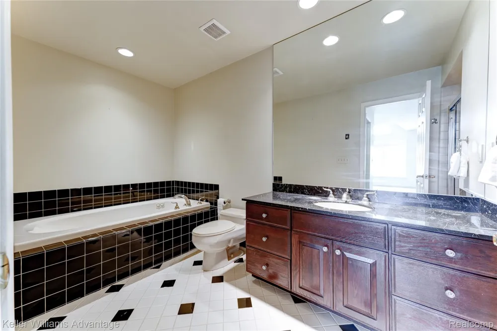 18048 Blue Heron Drive W Northville Township, MI 48168