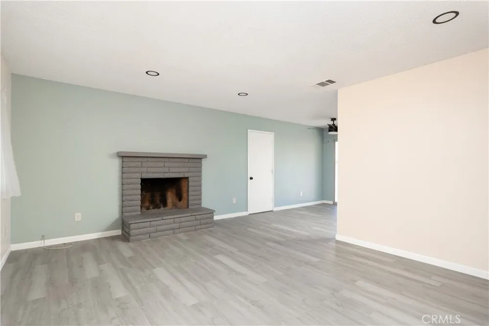 40624 166th E Lancaster, CA 93535