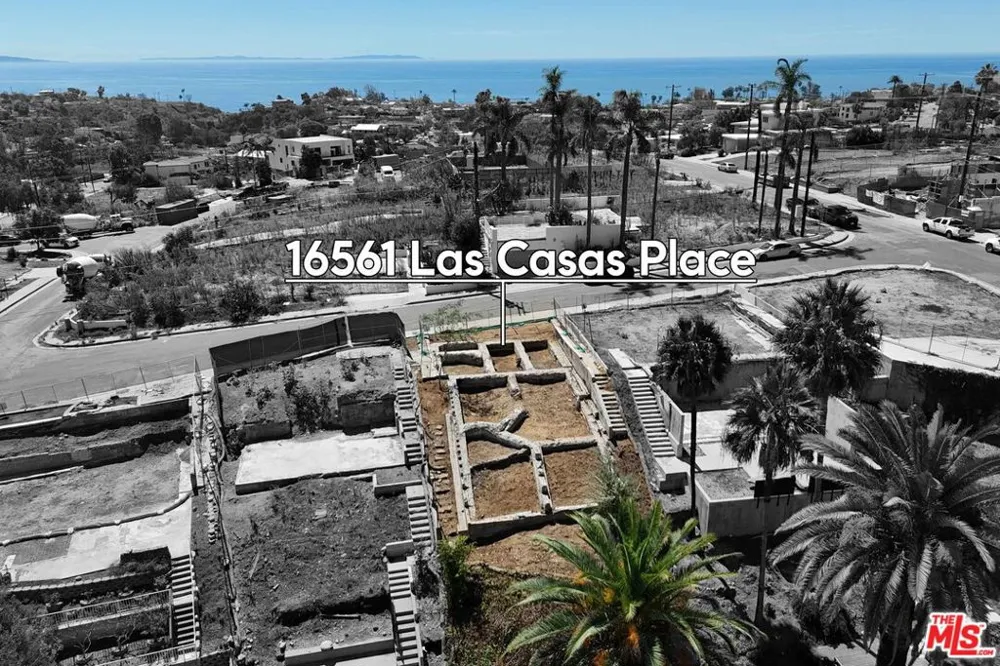16561 Las Casas Place Pacific Palisades, CA 90272