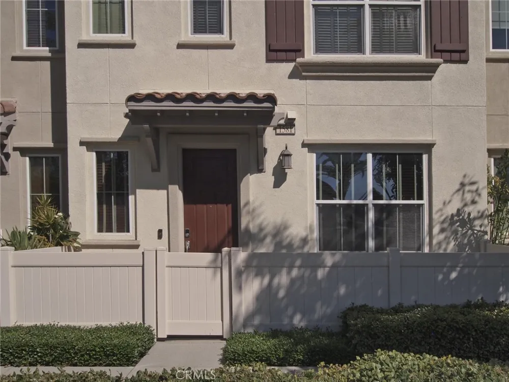 1581 E Lincoln Anaheim, CA 92805