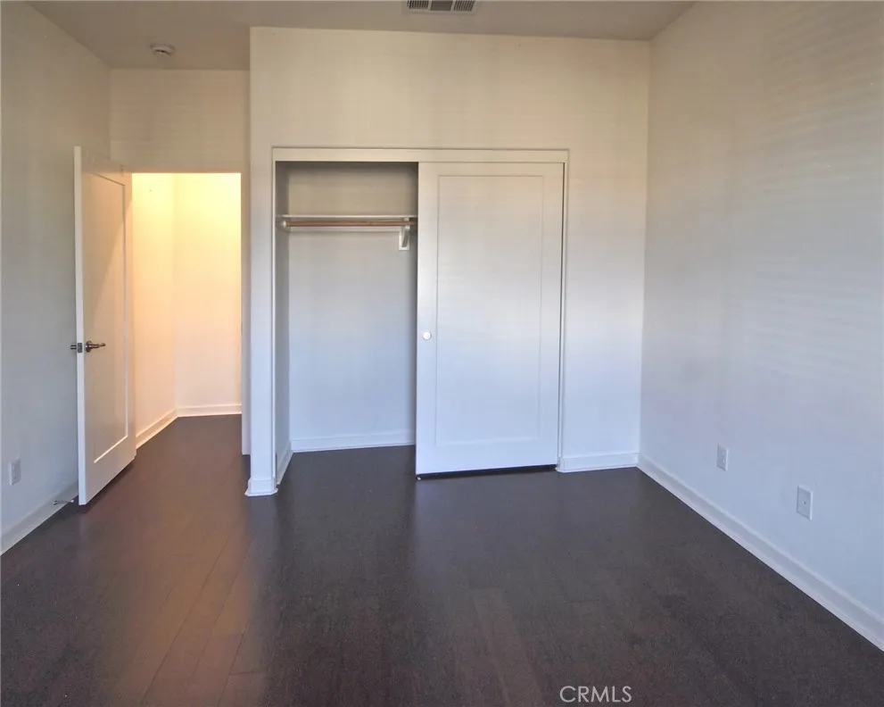 1581 E Lincoln Anaheim, CA 92805
