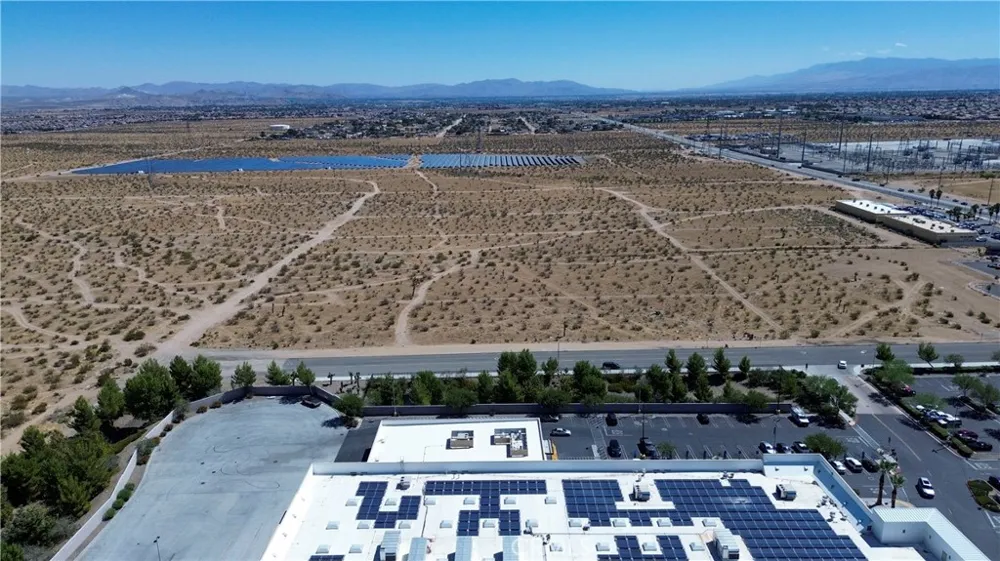 1 Cantina Victorville, CA 92392