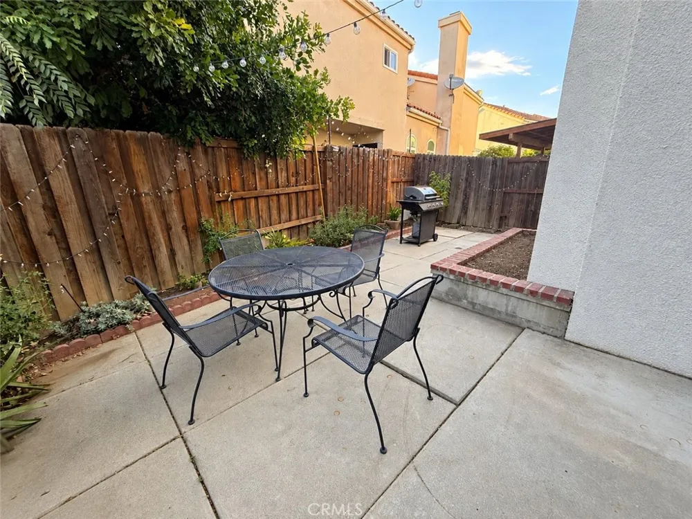 9141 Vincente Way Los Angeles, CA 91343