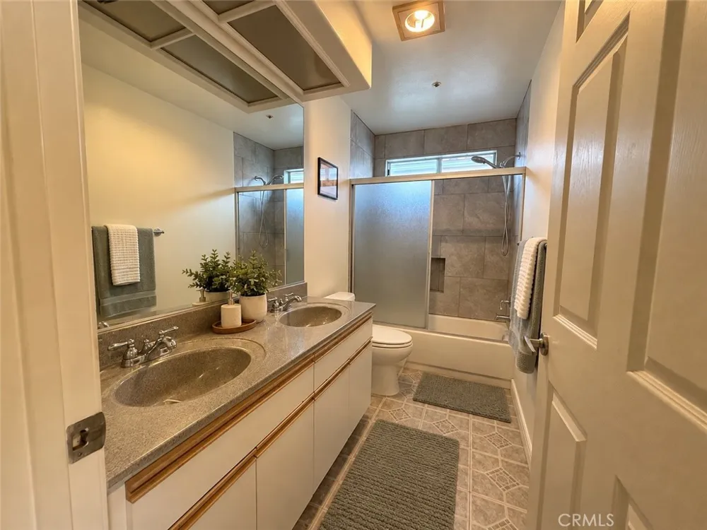 9141 Vincente Way Los Angeles, CA 91343