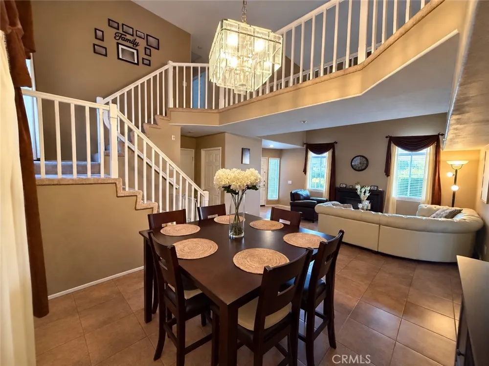 9141 Vincente Way Los Angeles, CA 91343