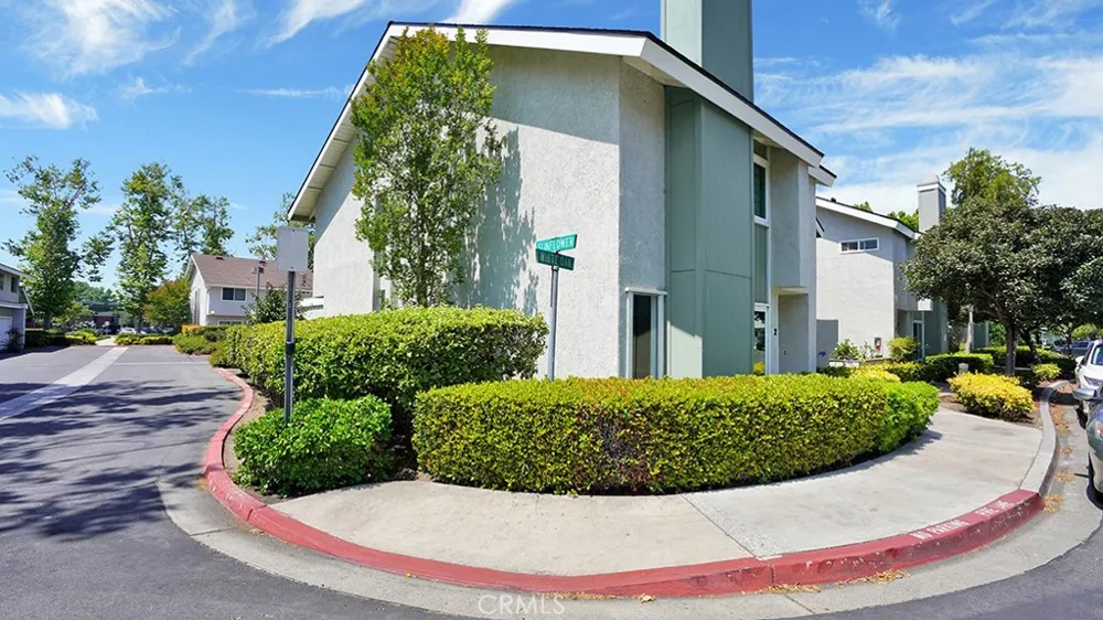 2 Sunflower Irvine, CA 92604