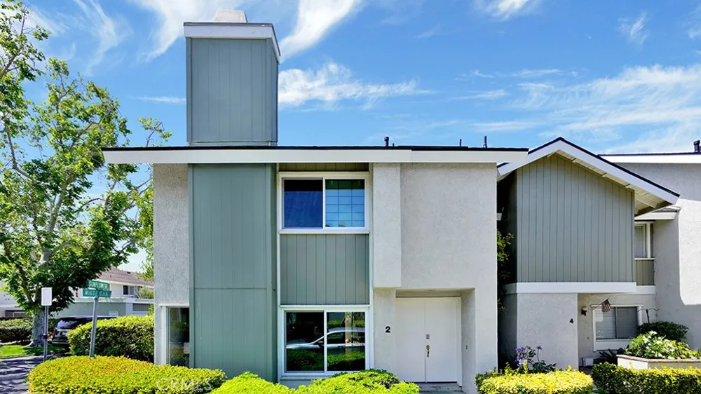 2 Sunflower Irvine, CA 92604