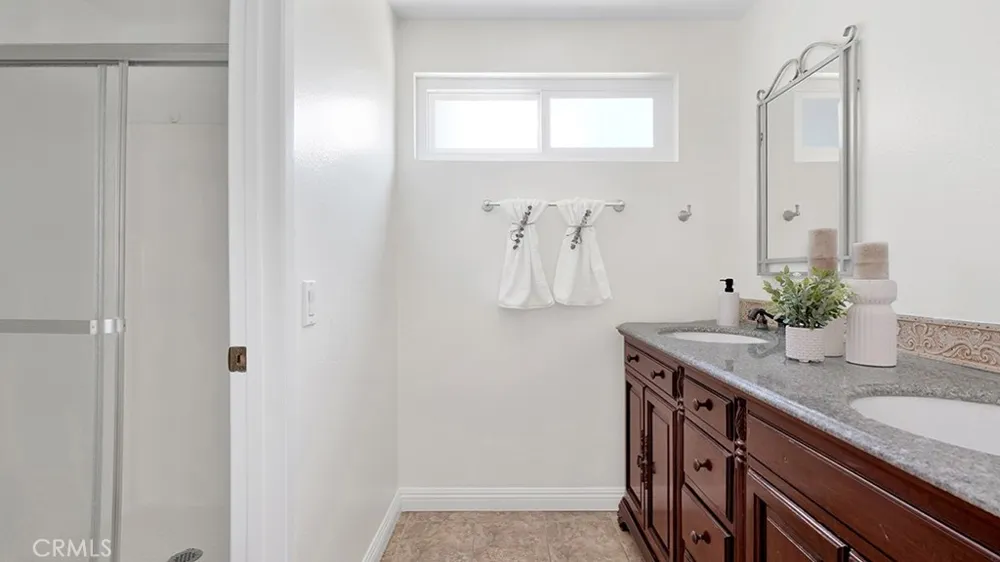 2 Sunflower Irvine, CA 92604