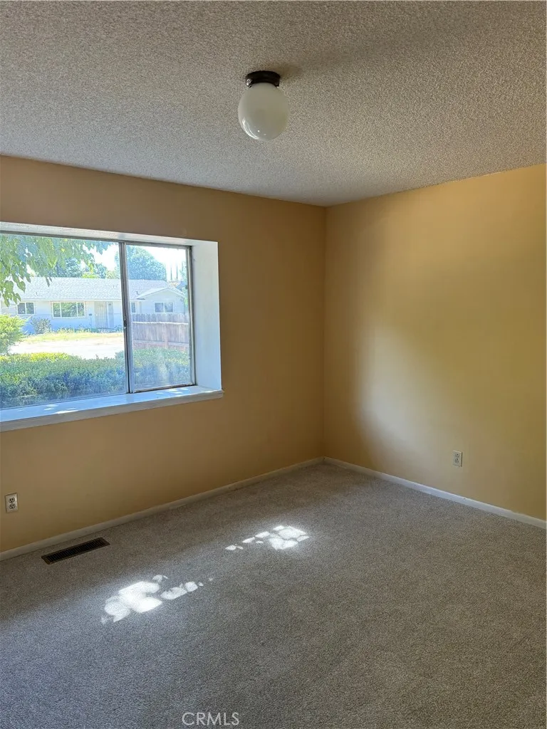 628 Vallombrosa Lane Chico, CA 95926
