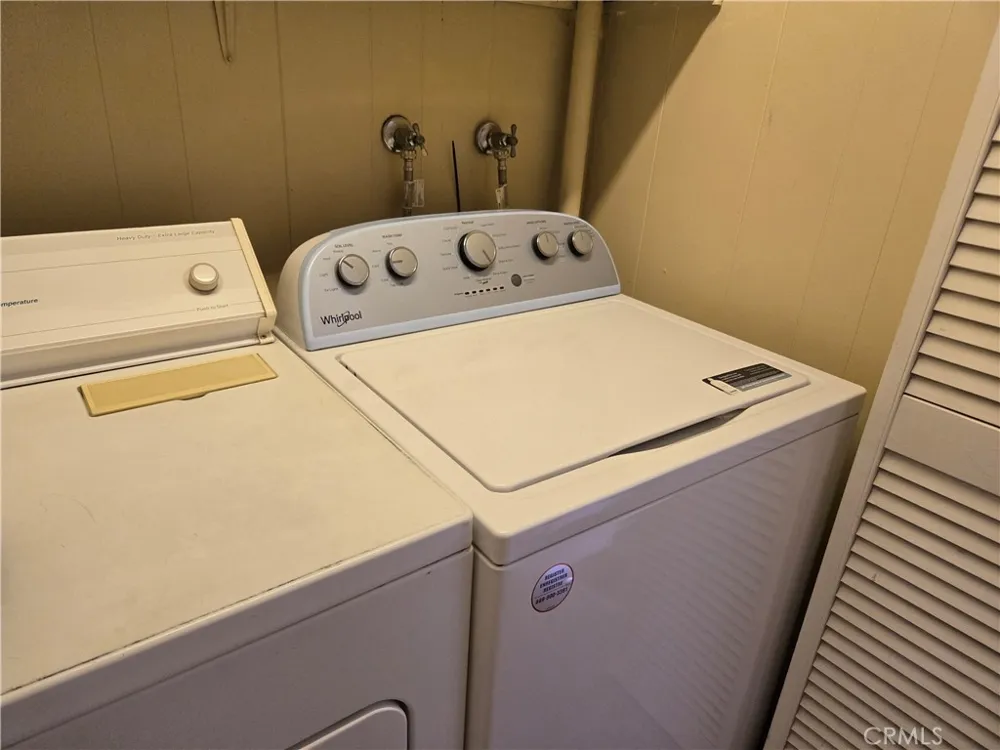 3945 Bradford #122 La Verne, CA 91750