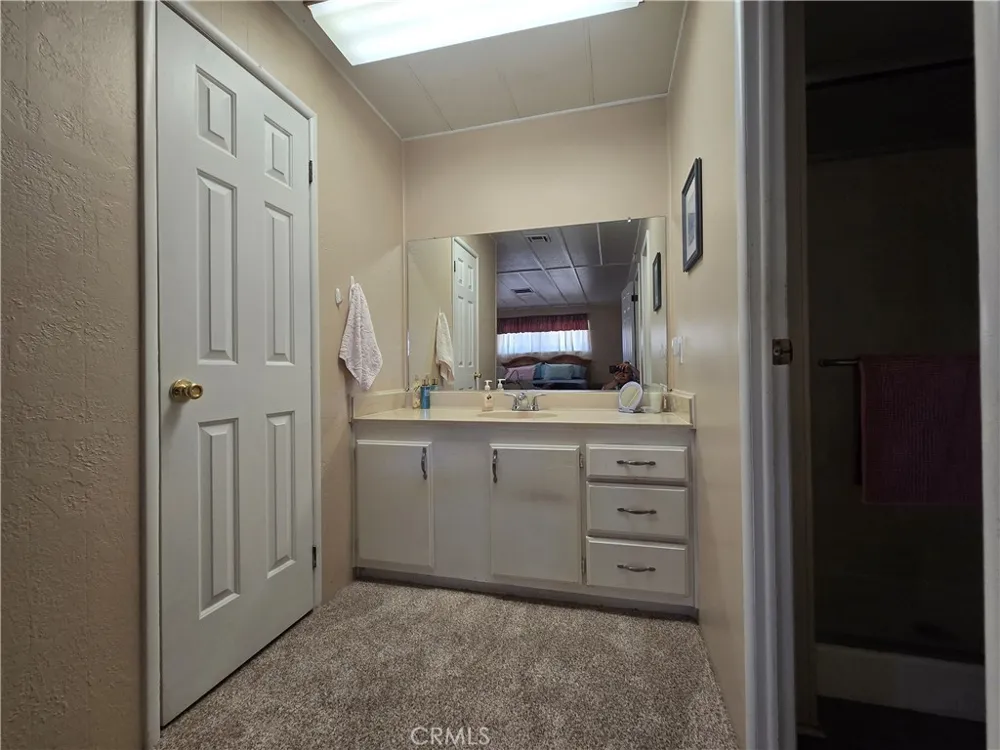 3945 Bradford #122 La Verne, CA 91750