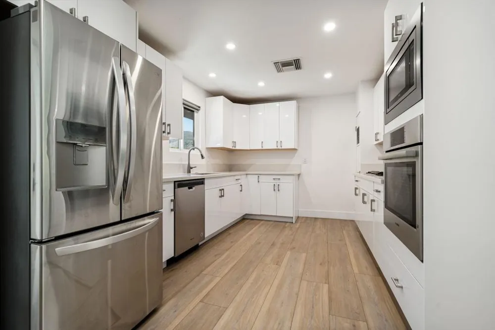 38700 Paradise Way Cathedral City, CA 92234