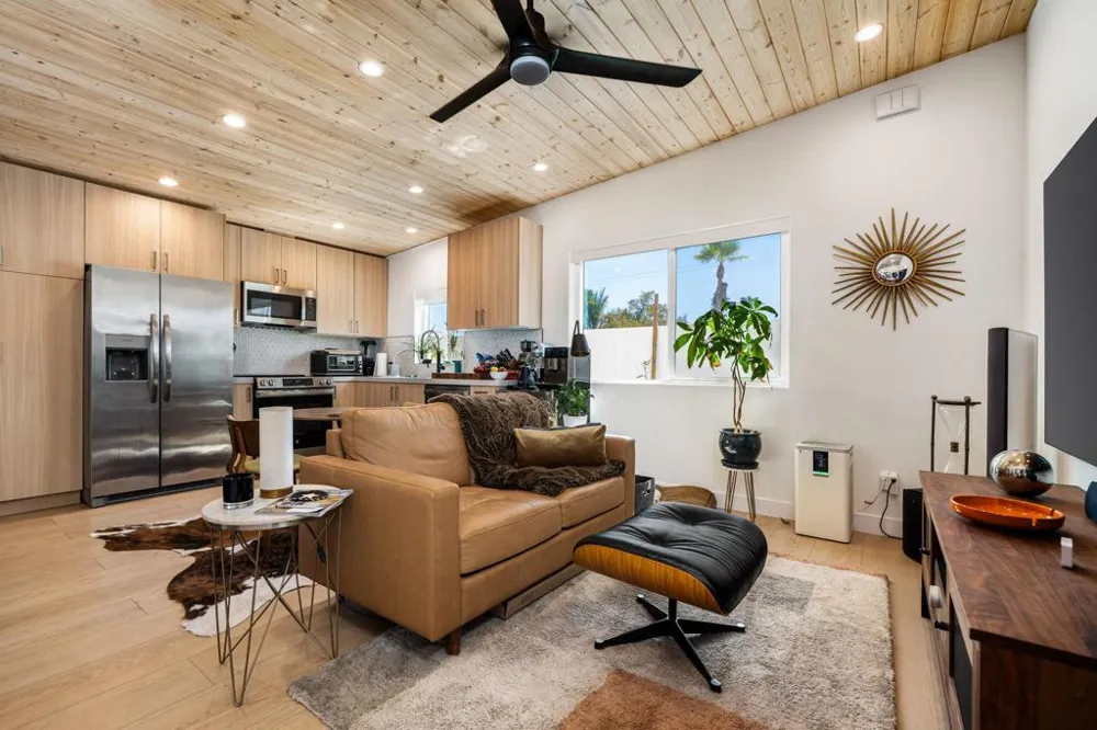 38700 Paradise Way Cathedral City, CA 92234
