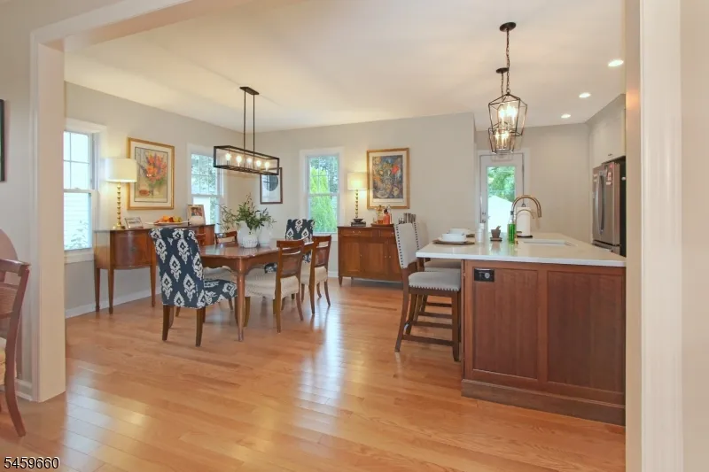 35 Essex Ave Bloomfield, NJ 07003