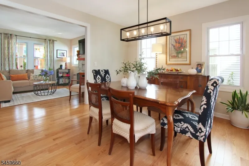 35 Essex Ave Bloomfield, NJ 07003