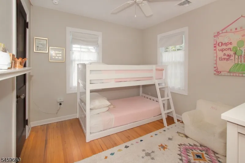 35 Essex Ave Bloomfield, NJ 07003