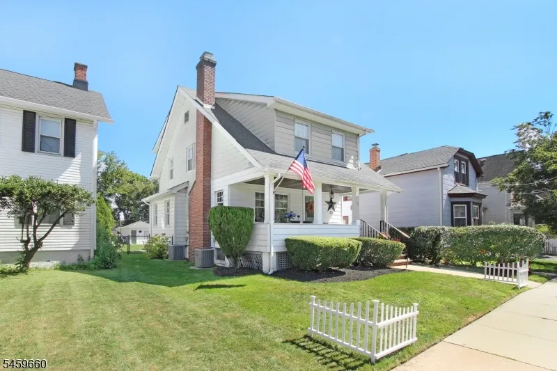 35 Essex Ave Bloomfield, NJ 07003