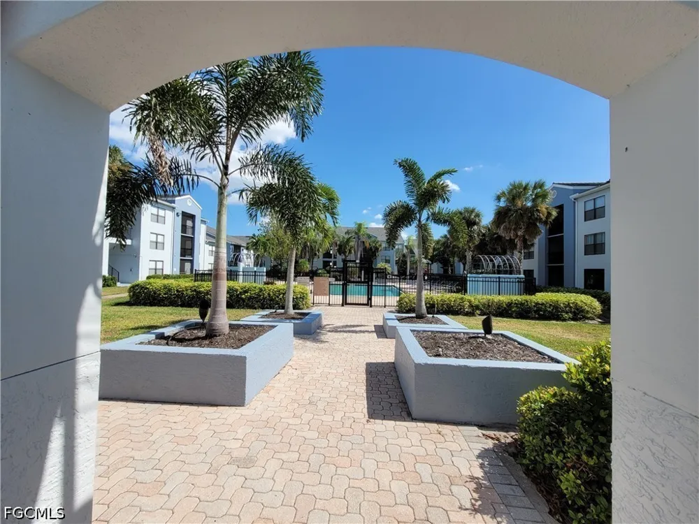 Eagle Ridge Drive #318 Fort Myers, FL 33912