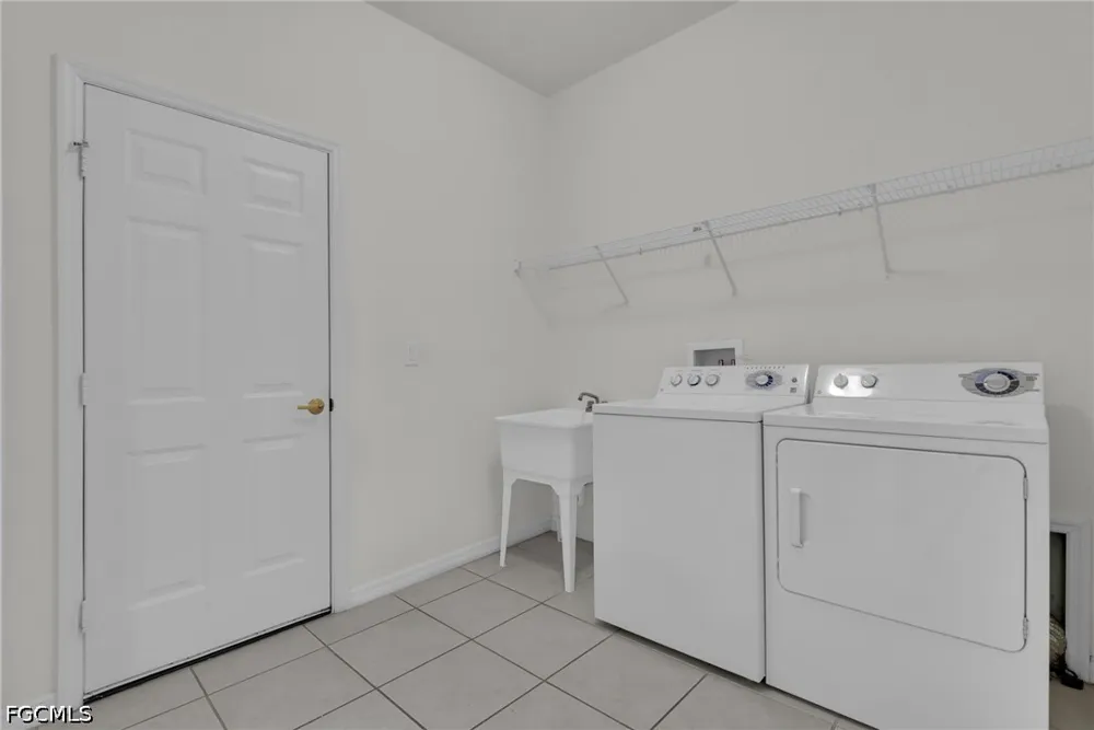 Stone Valley Loop Fort Myers, FL 33913