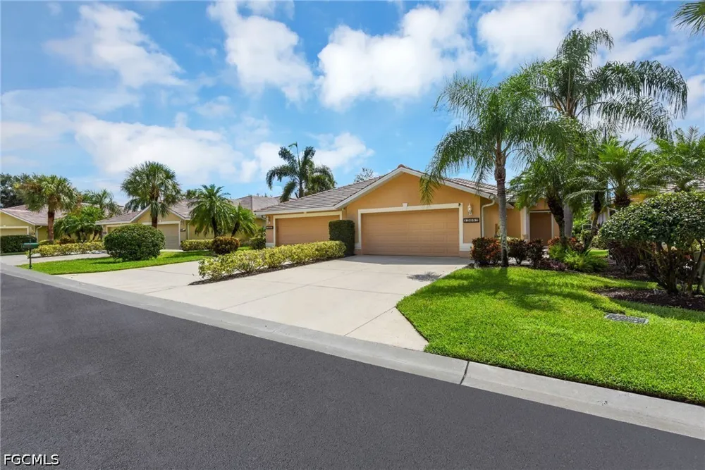 Stone Valley Loop Fort Myers, FL 33913