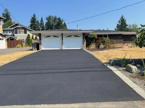 2200 NE 12th