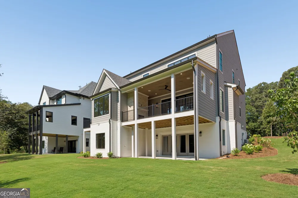 140 Lake Estates DR Roswell, GA 30075