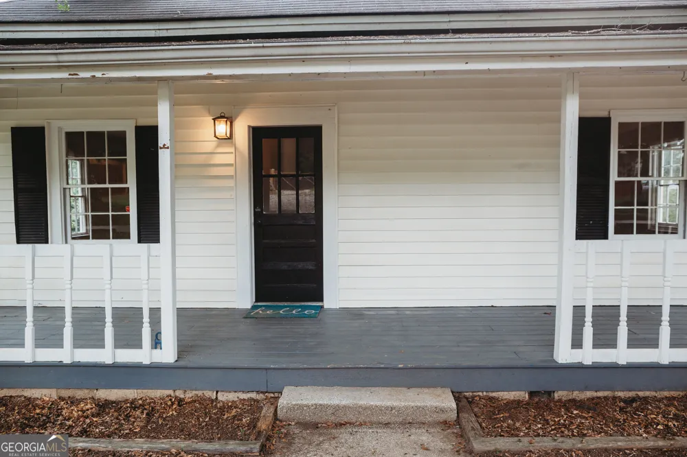 1966 River ST NE Conyers, GA 30012