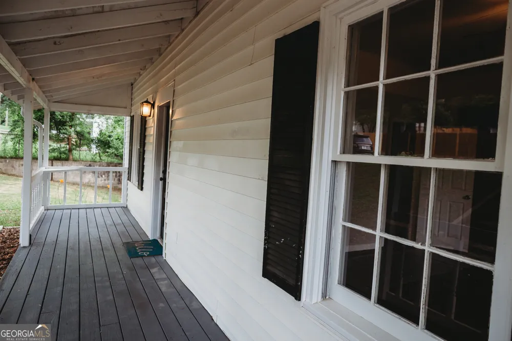 1966 River ST NE Conyers, GA 30012