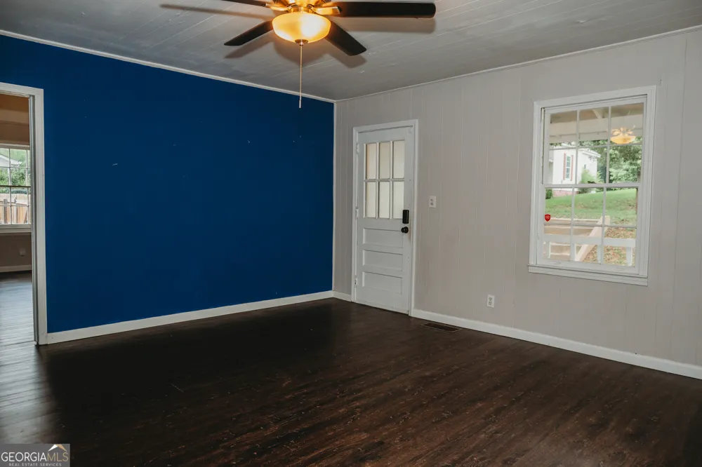1966 River ST NE Conyers, GA 30012