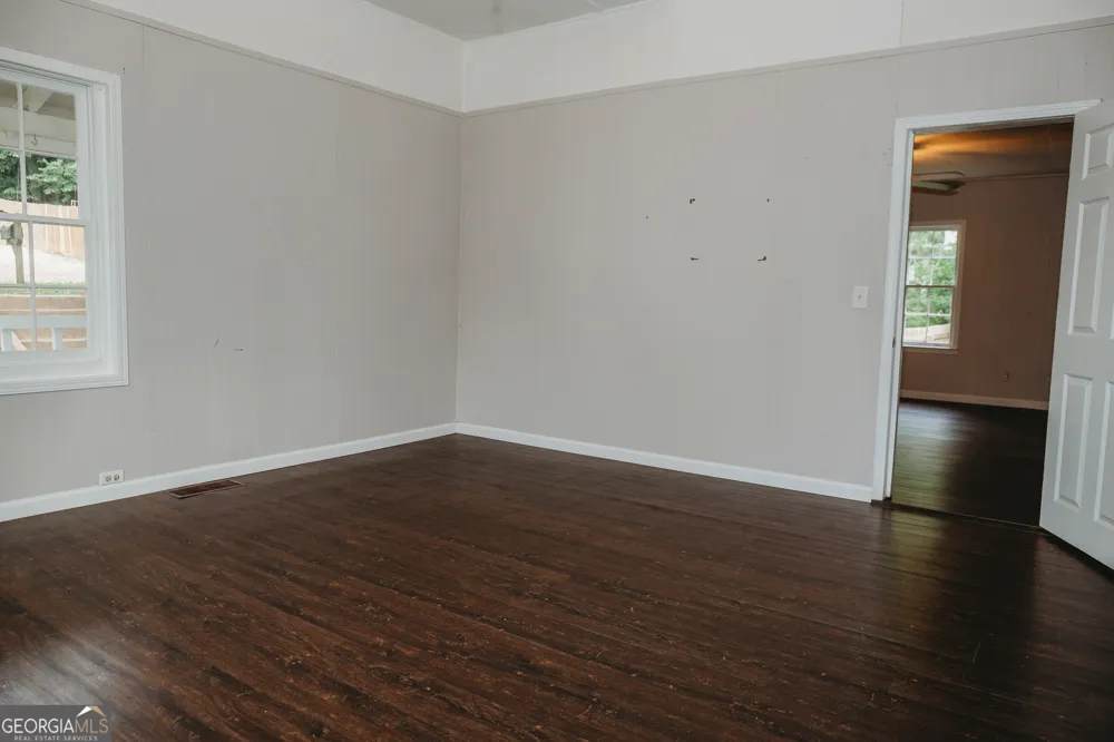 1966 River ST NE Conyers, GA 30012