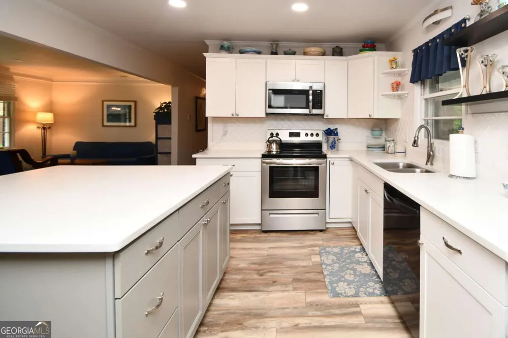 280 Valleybrook DR Athens, GA 30606
