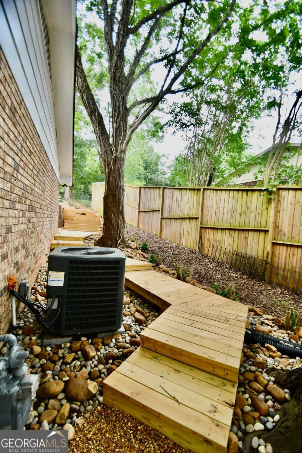 280 Valleybrook DR Athens, GA 30606