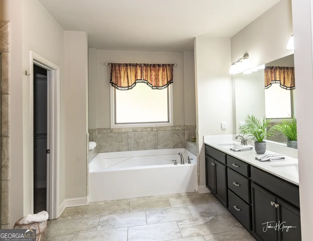 5645 Pleasant Woods DR Flowery Branch, GA 30542