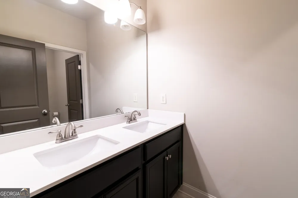 5645 Pleasant Woods DR Flowery Branch, GA 30542