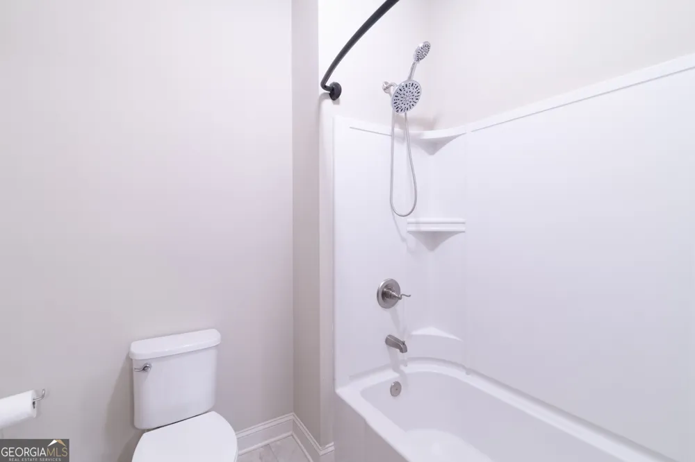5645 Pleasant Woods DR Flowery Branch, GA 30542