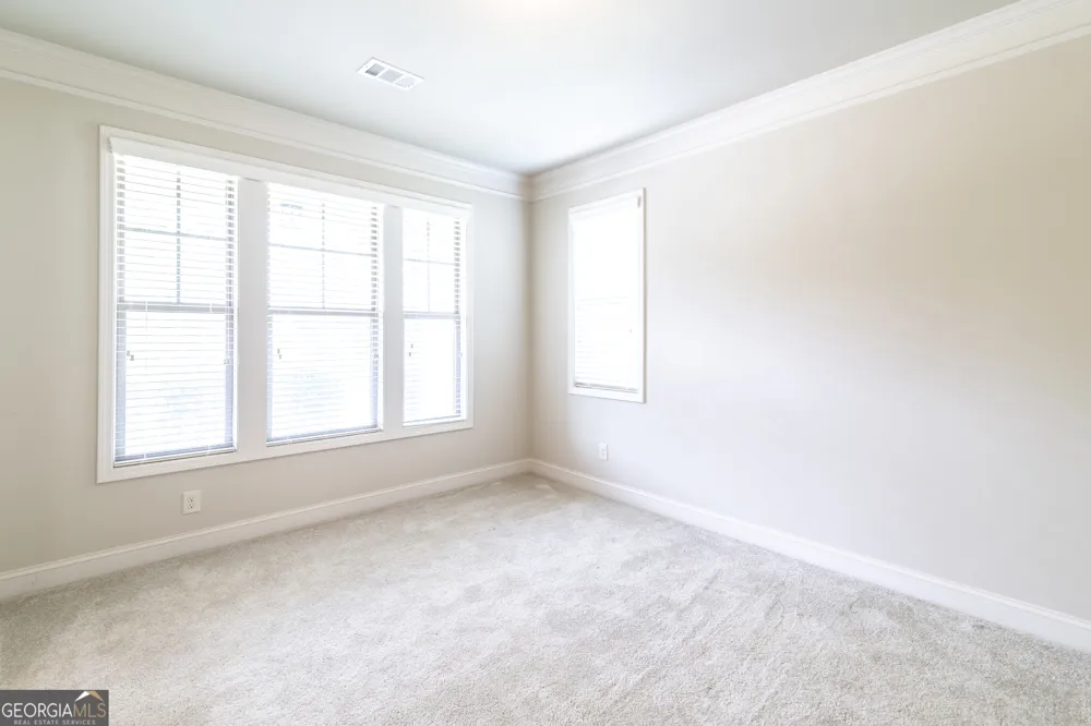 5645 Pleasant Woods DR Flowery Branch, GA 30542