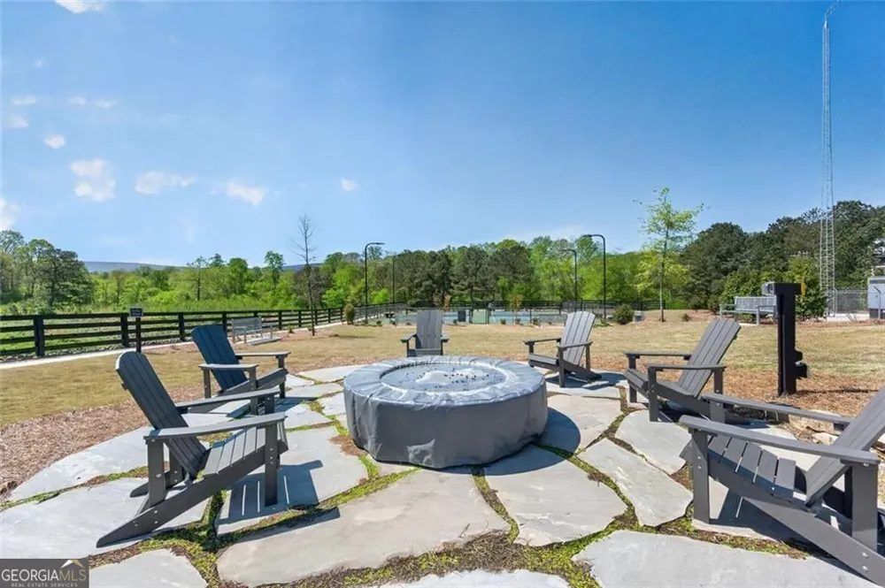 5014 Baywood LN Woodstock, GA 30188