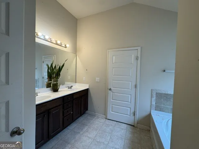 5983 Hidden Holm LN Austell, GA 30168