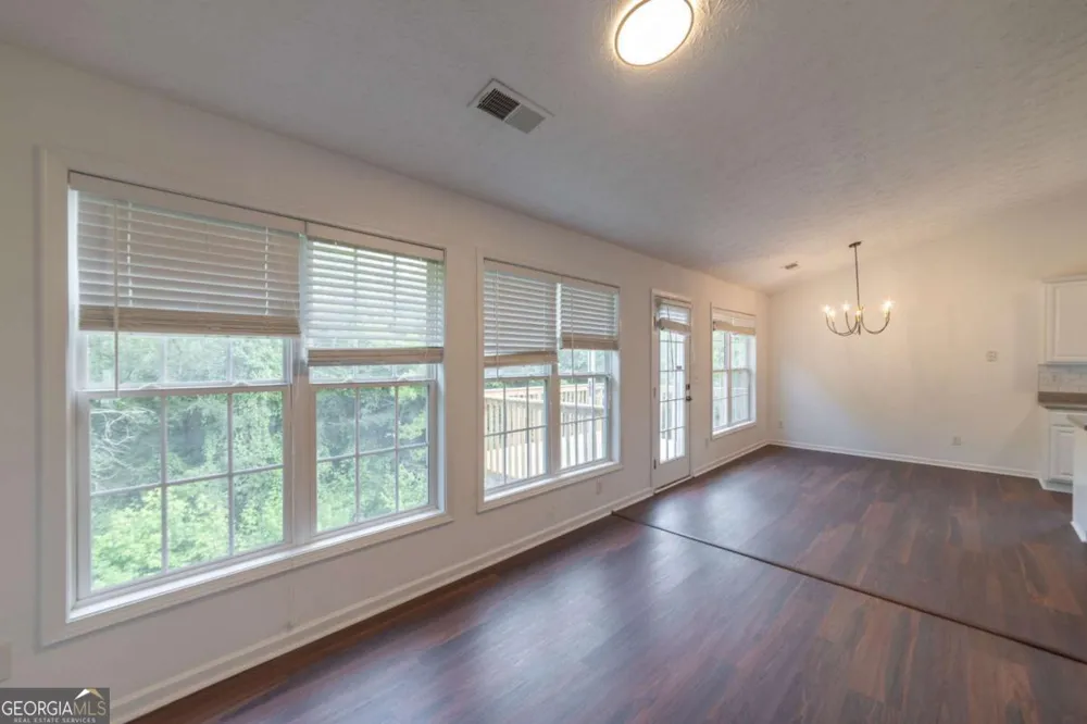 1784 Cedar Walk LN Conley, GA 30288