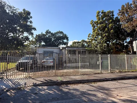 2834 NW 11th Ave