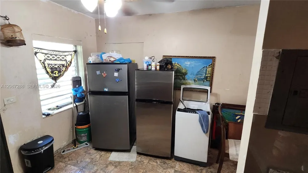 2834 NW 11th Ave Miami, FL 33127