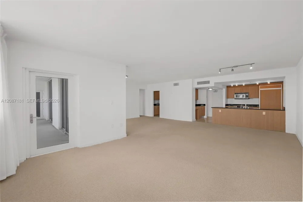 10275 Collins Ave #1511 Bal Harbour, FL 33154