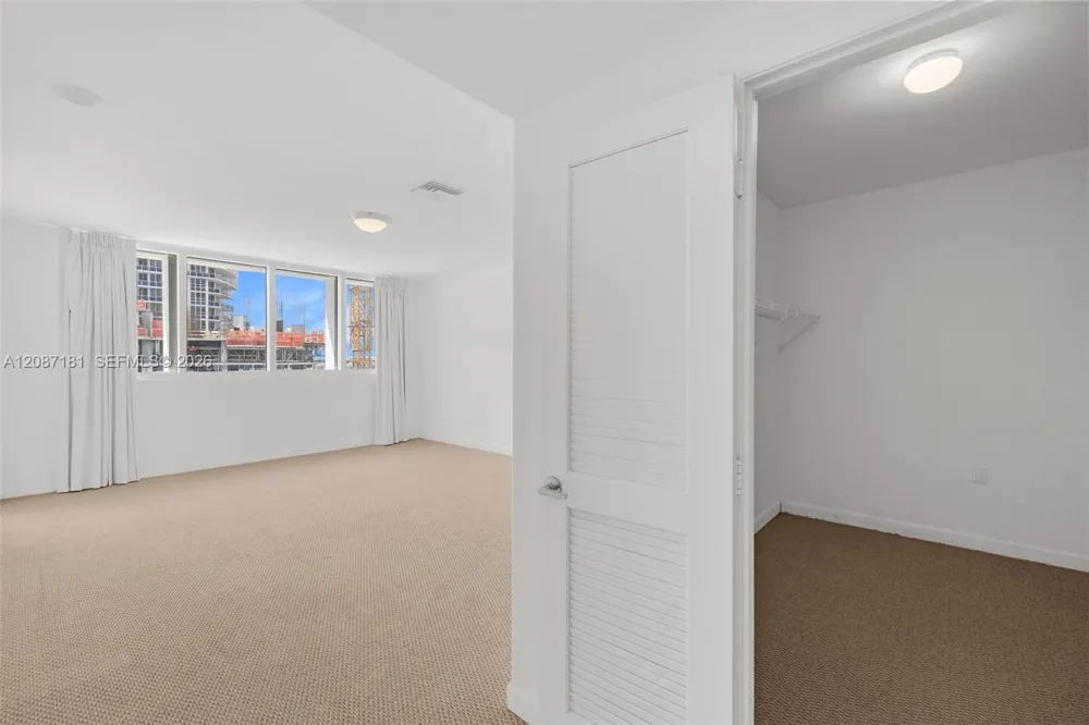 10275 Collins Ave #1511 Bal Harbour, FL 33154