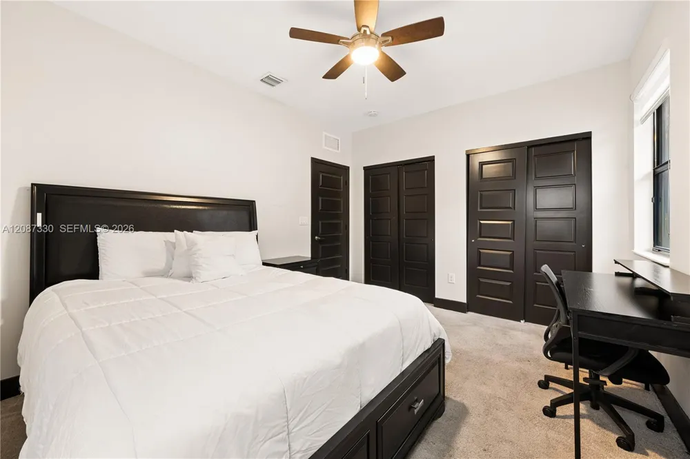 16025 SW 136th Ter Miami, FL 33196