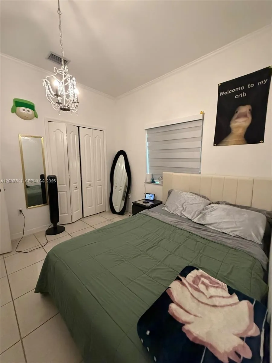 16104 SW 55th Ter Miami, FL 33185