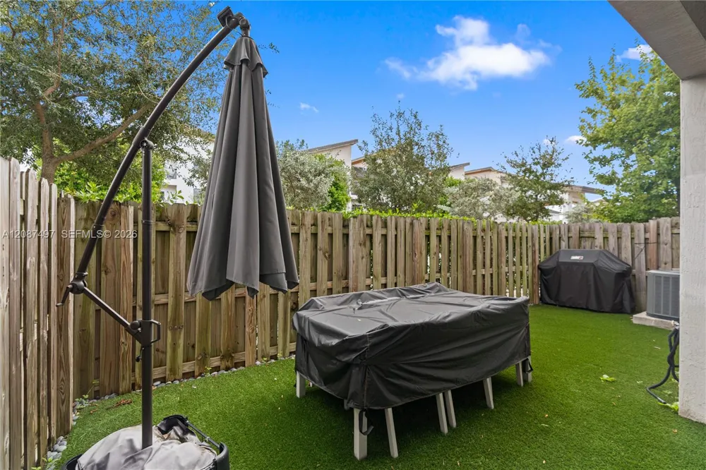 7865 NW 104th Ave #4 Doral, FL 33178