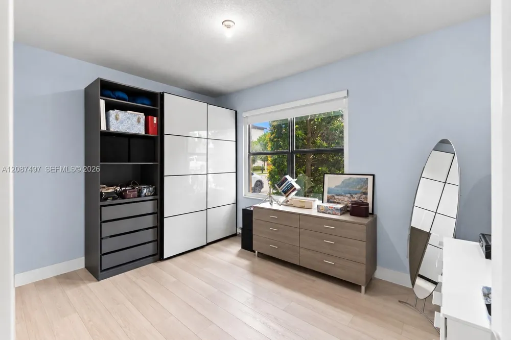 7865 NW 104th Ave #4 Doral, FL 33178